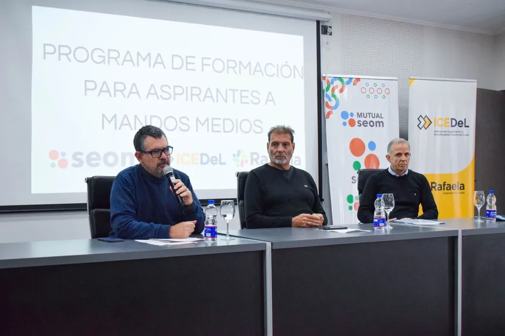 Programa de Formación para Aspirantes a Mandos Medios