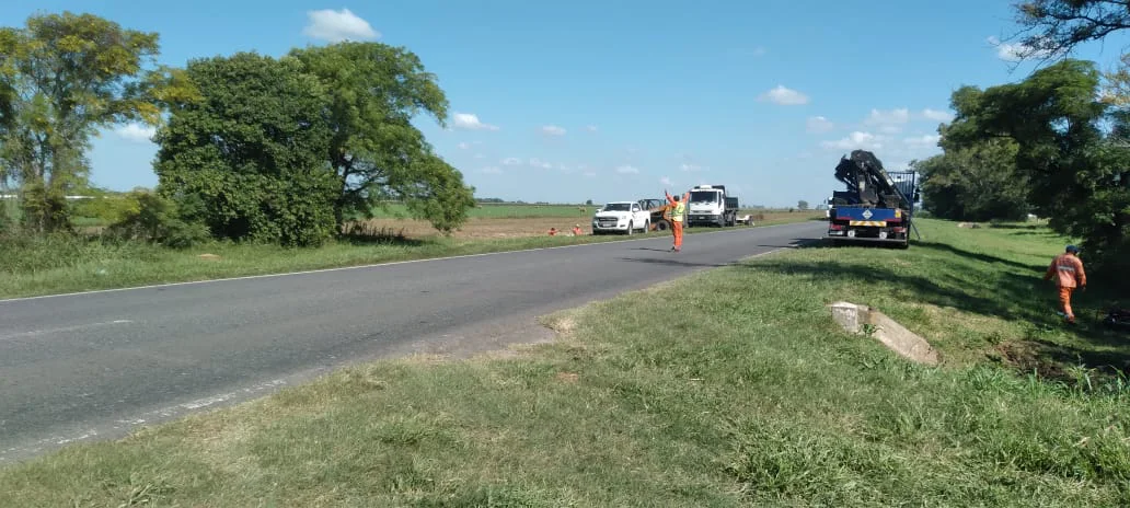 Reparaciones en una alcantarilla ubicada en el Km 238.